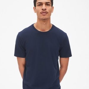 Navy Men’s T-Shirt Gap Size Medium NWT